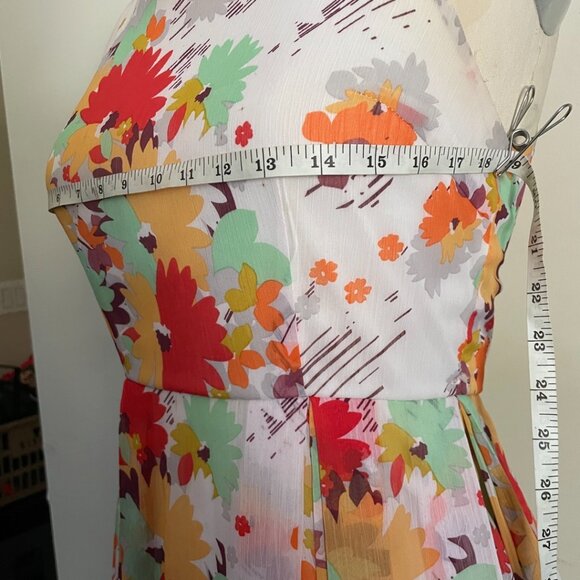 Multicolor Floral Sleeveless Dress - Picture 6 of 13